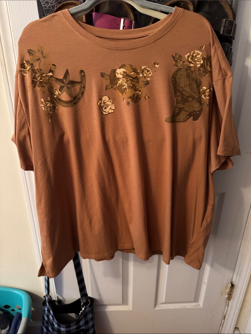 Maurices Rust Brown Floral Western Graphic Tee